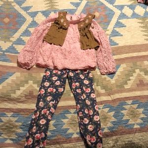 Girls 3 piece outfit